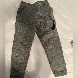 Nike Joggers kids Small